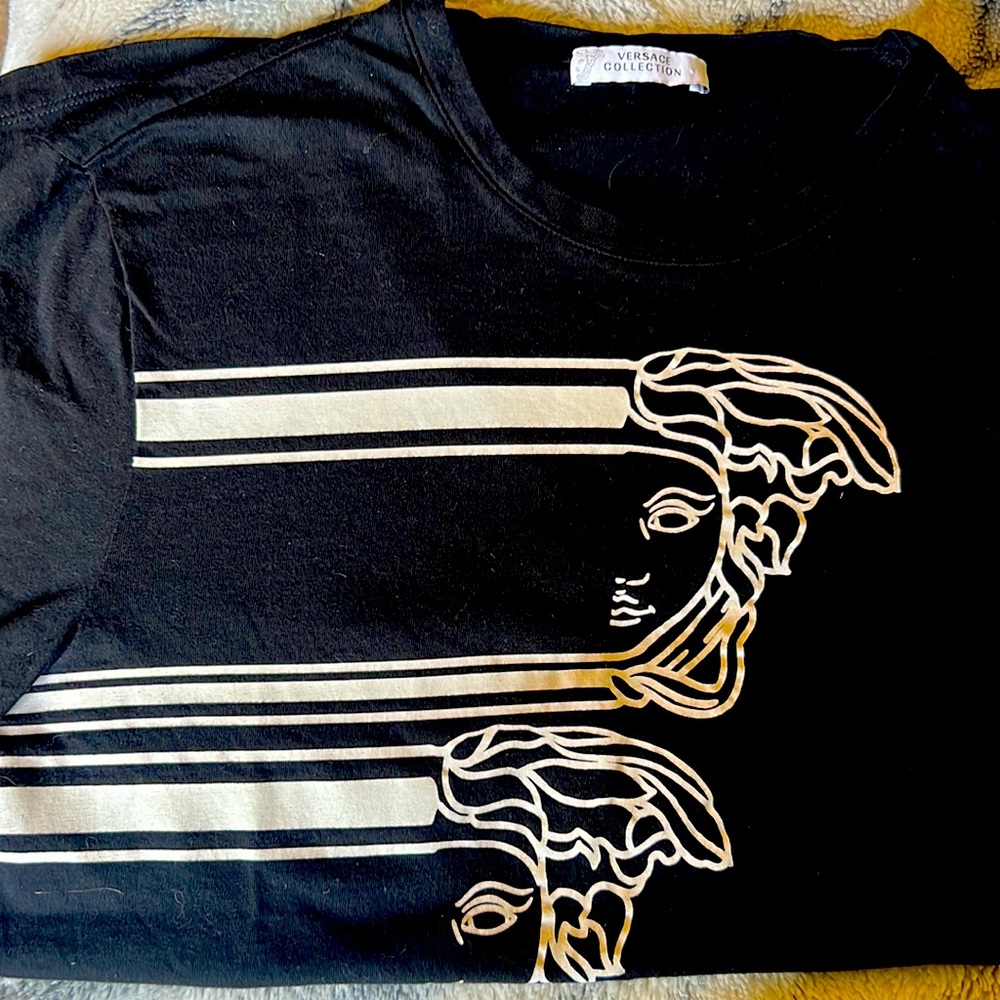 Versace Medusa tee shirt
